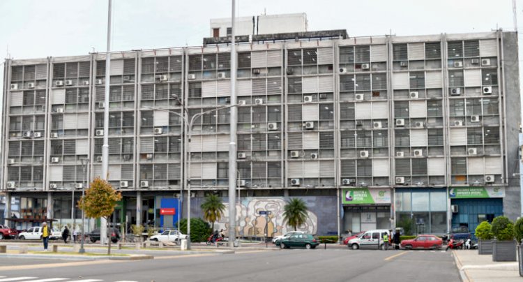 Proponen crear un programa educativo obligatorio en el CGE para prevenir el suicidio adolescente